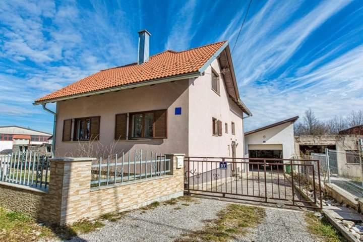 Apartman Sunny Lika Gospić Extérieur photo